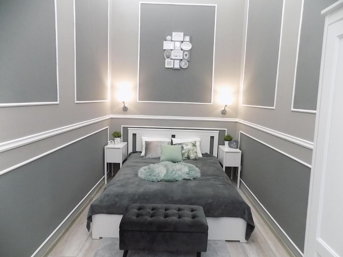 A10 Alkotmany B Apartment ブダペスト エクステリア 写真